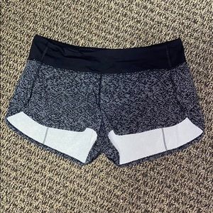 Lululemon Speed Up Short 2.5” Shorts